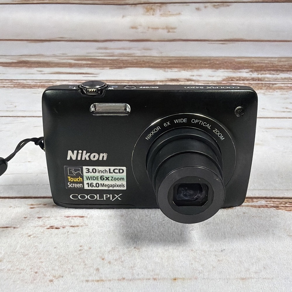 Nikon Coolpix S4200 Digital Camera 16MP 6x Zoom Black w/ Battery Tested Works